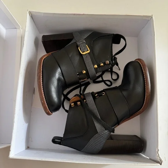 Chloe ankle boots black two tone lace up belted Bernie shoes Women's sz 5.5 us - Picture 9 of 10